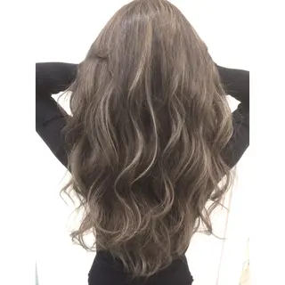 ロング カラー 井上 一平のヘアスタイル
