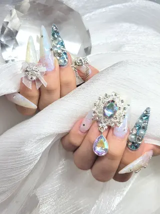 ネイル 🌺chimu🌺 予約リクエスト可能☆のネイルデザイン