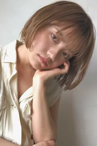 ショート カラー 【大宮】デザイナー Anne 諳 アンのヘアスタイル