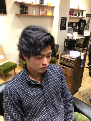 ショート カラー メンズ HAIRS YOSHIOKA所属・ヘアーズヨシオカ MENSヒゲ脱毛のエステ・リラクイメージ