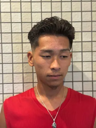 メンズ leo/ロング／ レイヤーカット⛈️のヘアスタイル