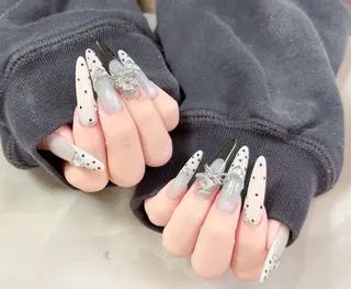 ネイル 小 雨のネイルデザイン