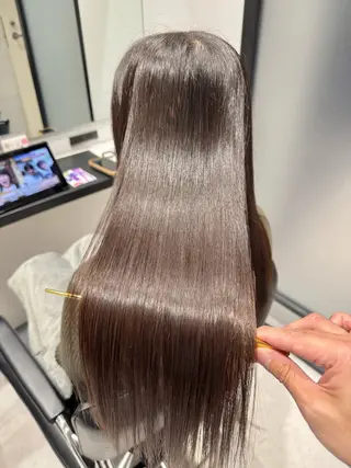 ロング SALOWIN心斎橋Suite店所属・洗っても取れない 髪質改善|OJIROのヘアスタイル
