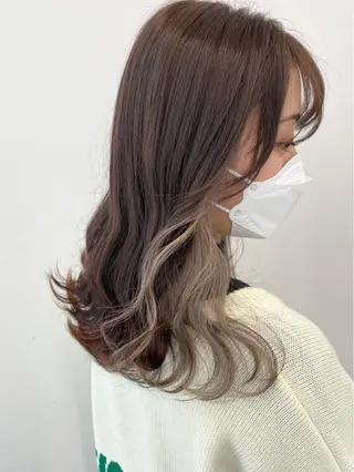 ミディアム カラー ヘアアレンジ 🦄インナーカラー 🦄貫井彩花のヘアスタイル