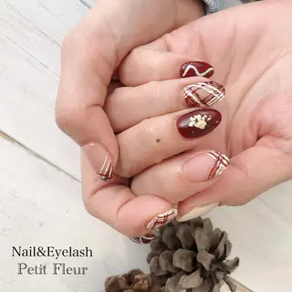 ネイル Petit Fleur所属・青柳 亜梨奈のマツエク・マツパデザイン