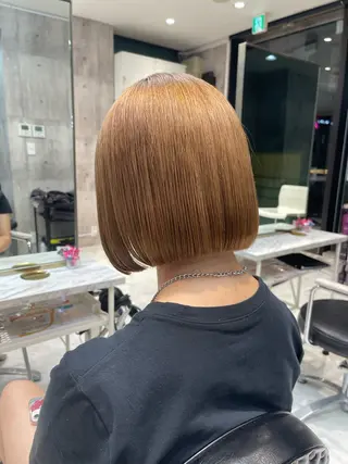 カラー TENSHO ハイトーンレイヤーのヘアスタイル