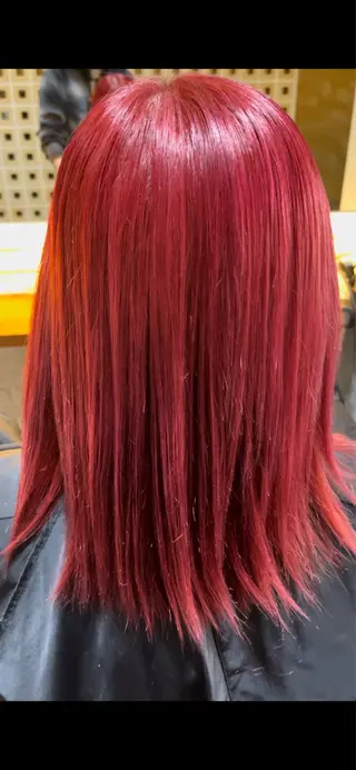 カラー CoCooN TAKUMAのヘアスタイル