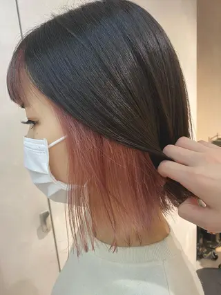 ミディアム カラー M IIのヘアスタイル