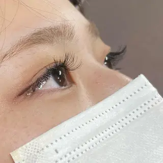 マツエク・マツパ ROW beaute所属・ROW beaute Sakiの眉毛・アイブロウイメージ