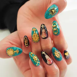 ネイル Hisaka Mikiのネイルデザイン