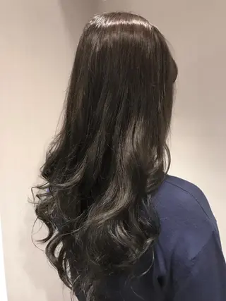 ロング カラー ひろせ かなのヘアスタイル