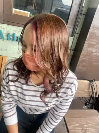 セミロング 青柳 美咲のヘアスタイル