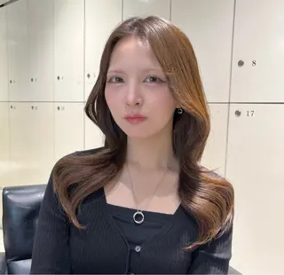 ロング 髪質改善/透明感カラ ー/レイヤー/あやはのヘアスタイル