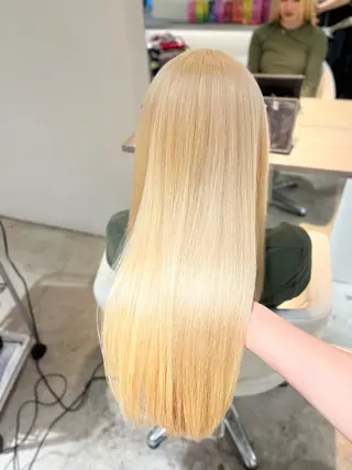 ロング 🦋🫧艶髪カラー 🫧🦋あいりのヘアスタイル