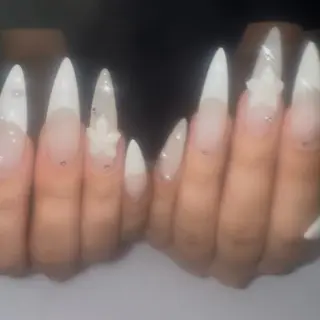 ネイル 右田 里桜のネイルデザイン