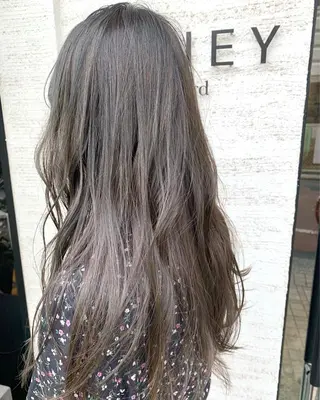 ロング ハニーバイ コードのヘアスタイル