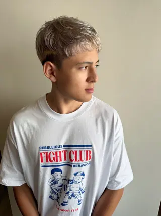 ショート カラー メンズ 💛🤍U too e’s 鎌倉🧸のヘアスタイル