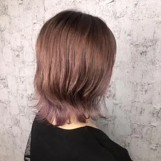 ミディアム カラー ベージュ/インナー カラー🤍Rieのヘアスタイル
