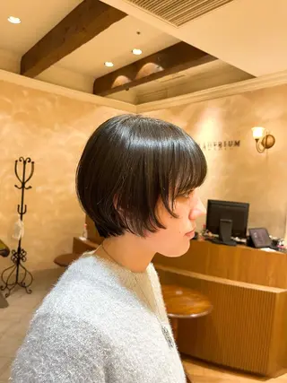 ショート 青山 莉奈のヘアスタイル