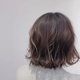 ショート 推しカラー🎨横浜 ブリーチ/ yuaのヘアスタイル