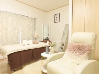 private salon fee所属・nail salon feeゆりかのネイルデザイン