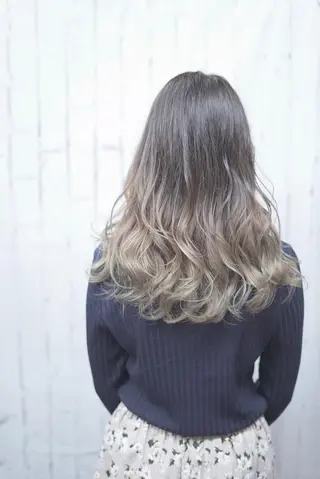 ミディアム カラー Crystal 船橋のヘアスタイル