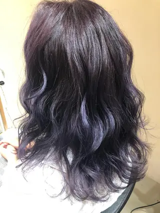 カラー 早川 真幸のヘアスタイル