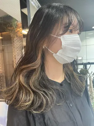 セミロング カラー 韓国ヘア🦋 MIYUのヘアスタイル