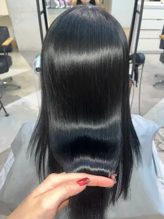 ロング 大人っぽ透明感カラー 🦢MOMOHA🦢のヘアスタイル