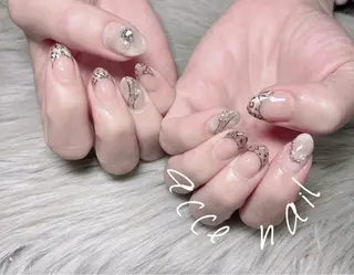 ミディアム atsuco ✴︎のネイルデザイン