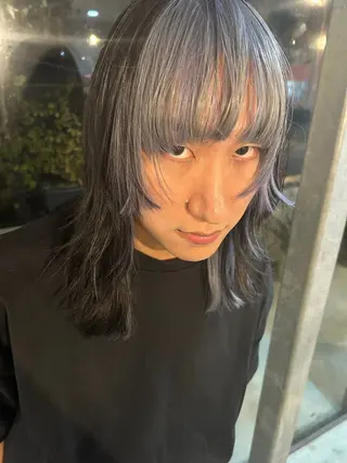 セミロング カラー URU organic hair所属・岸 優都里のヘアスタイル