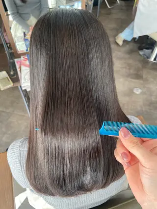 ロング 艶髪矯正|ダイオウ シュナのヘアスタイル