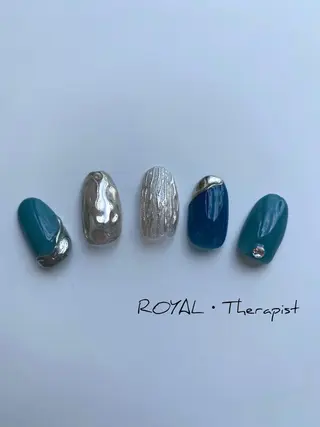 ネイル 【尾下】 ロイヤル•セラピストのネイルデザイン
