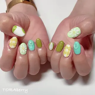 ネイル ネイリスト なつみのネイルデザイン