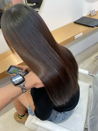 セミロング ブリーチ指名 No１🏆RENのヘアスタイル
