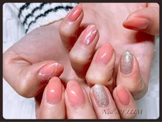 ネイル THECOLORS所属・近貞 莉奈のネイルデザイン