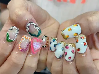 ネイル Nail Atelier IamI所属・アイアムアイ 大村磨衣のネイルデザイン