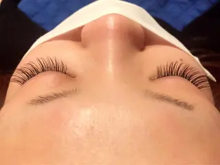 マツエク・マツパ 保子 祐里香のヘアスタイル