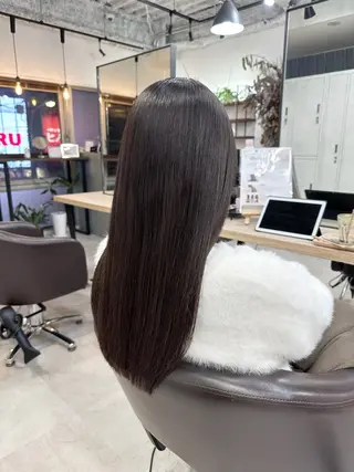ロング 光を纏うツヤ感ロング Natsuki🤍のヘアスタイル