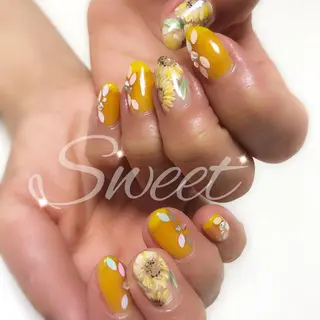 ネイル sweet 仲野陽子のネイルデザイン