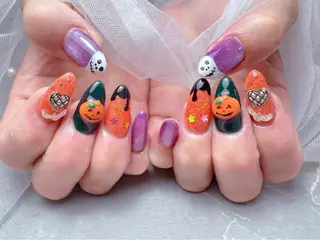 ネイル マジックミラー所属・マジック ミラーのネイルデザイン