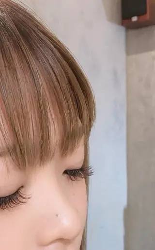 マツエク・マツパ 眉毛まつ毛専門店 uralogeのマツエク・マツパデザイン