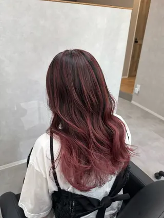 ロング カラー waku所属・菜月/透明感カラー /ハイトーンのヘアスタイル
