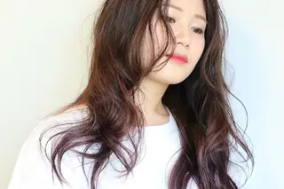 カラー 堀田 結香のヘアスタイル