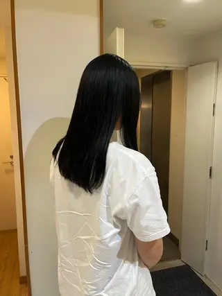 カラー UNBIRTHDAY amiのヘアスタイル