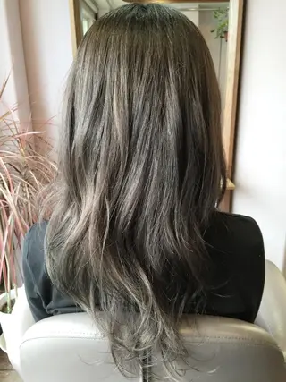 ミディアム セミロング ロング カラー 原宿サロン代表 デザインカラー伊藤卓のヘアスタイル