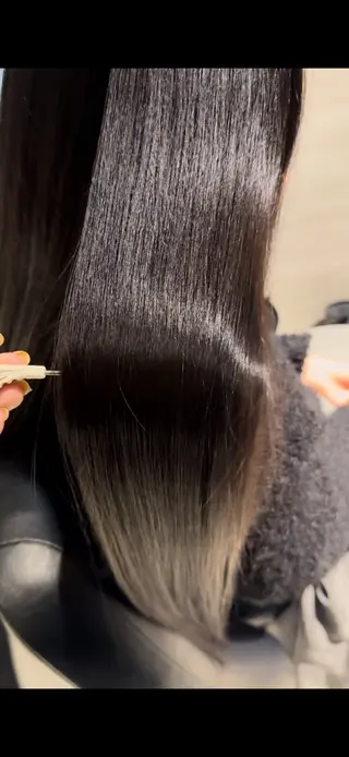 ロング 柳川 ことねのヘアスタイル