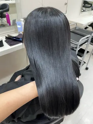 ロング カラー ヘアアレンジ 韓国レイヤー＆ピンク 艶髪🩶maikoのヘアスタイル