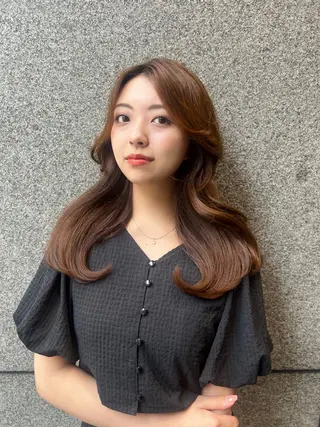ロング ヘアアレンジ 🧊🪞透明感カラー himeのヘアスタイル