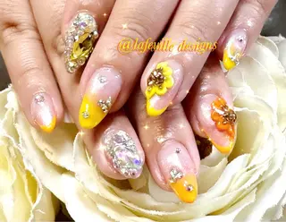 ネイル サロンドラフィーユ LAFEUILLEのネイルデザイン